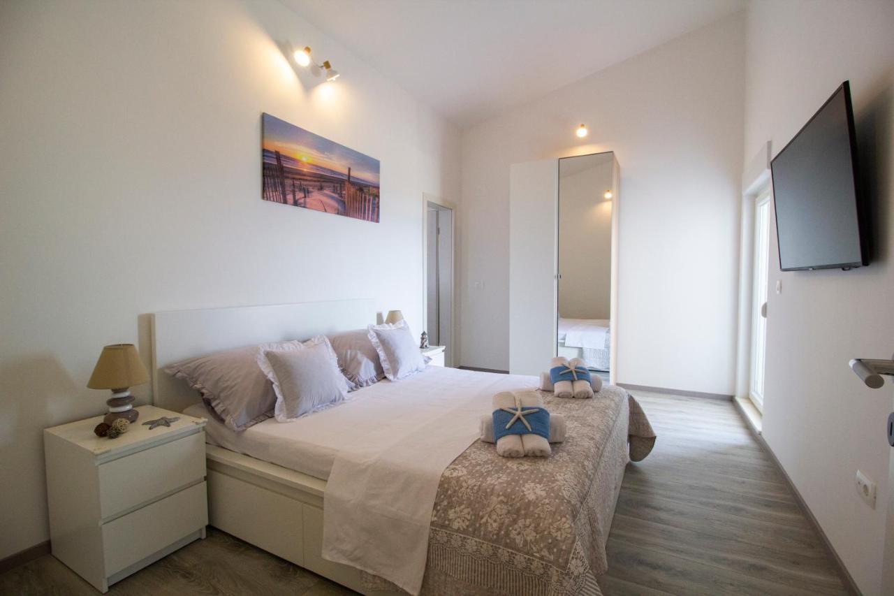 Apartman Cicibella Kastela Bagian luar foto