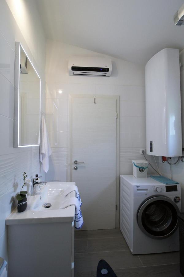 Apartman Cicibella Kastela Bagian luar foto